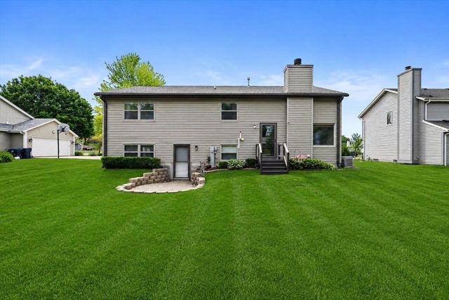 N60W23922 Butternut LANE, Sussex, WI 53089