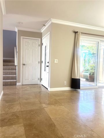 5052 Hampton Court, Westminster, CA 92683