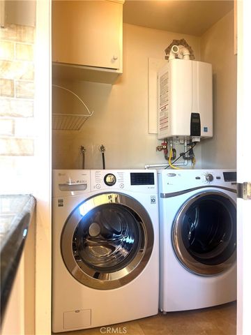 5052 Hampton Court, Westminster, CA 92683