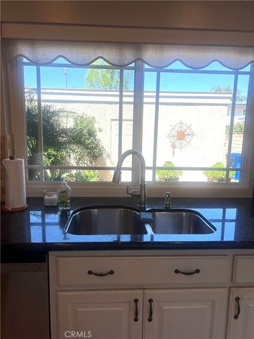 5052 Hampton Court, Westminster, CA 92683