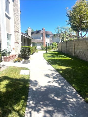 5052 Hampton Court, Westminster, CA 92683