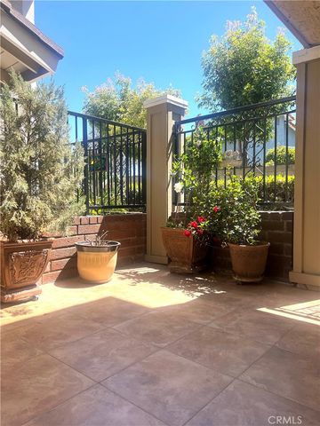 5052 Hampton Court, Westminster, CA 92683