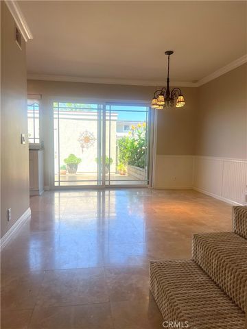 5052 Hampton Court, Westminster, CA 92683