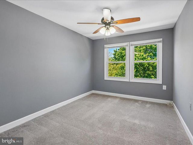 12123 SALEMTOWN DR, Woodbridge, VA 22192