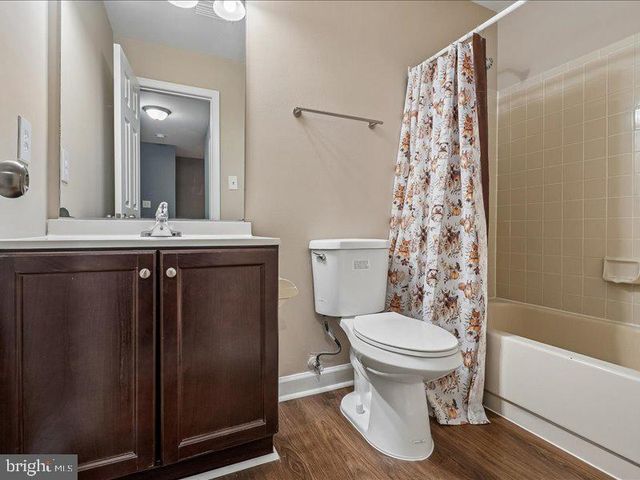 12123 SALEMTOWN DR, Woodbridge, VA 22192