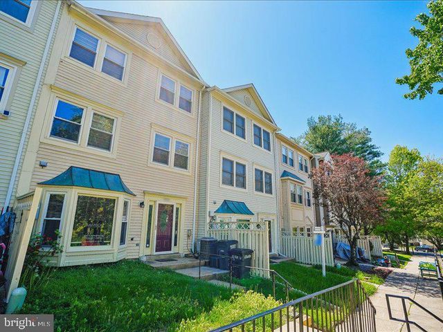 12123 SALEMTOWN DR, Woodbridge, VA 22192