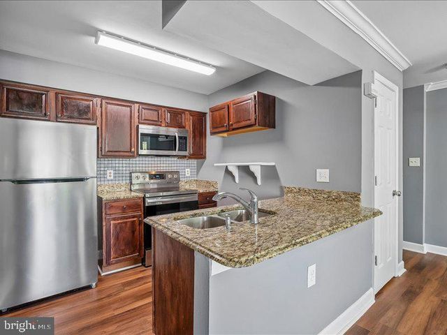 12123 SALEMTOWN DR, Woodbridge, VA 22192
