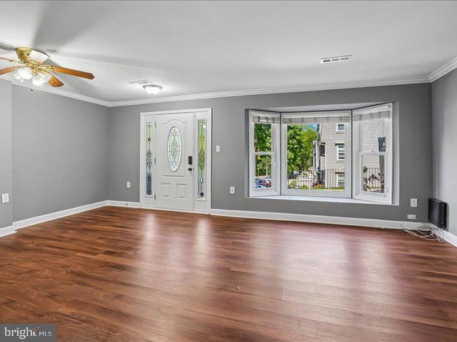 12123 SALEMTOWN DR, Woodbridge, VA 22192