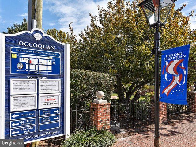 12123 SALEMTOWN DR, Woodbridge, VA 22192