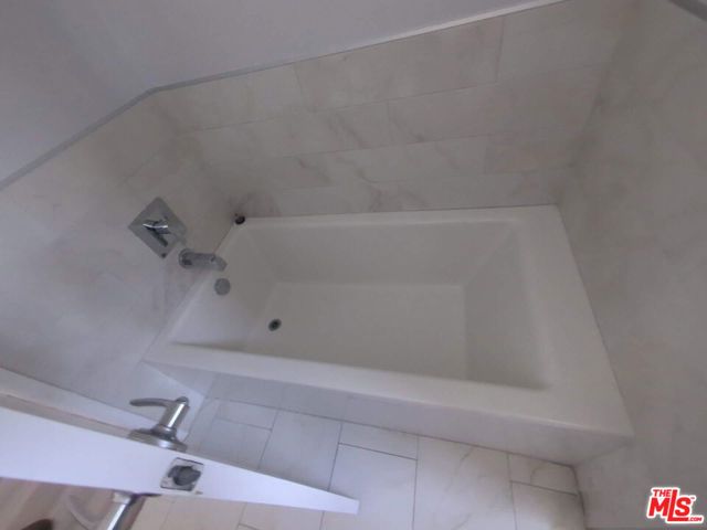 1844 Thayer Avenue 102, Los Angeles, CA 90025