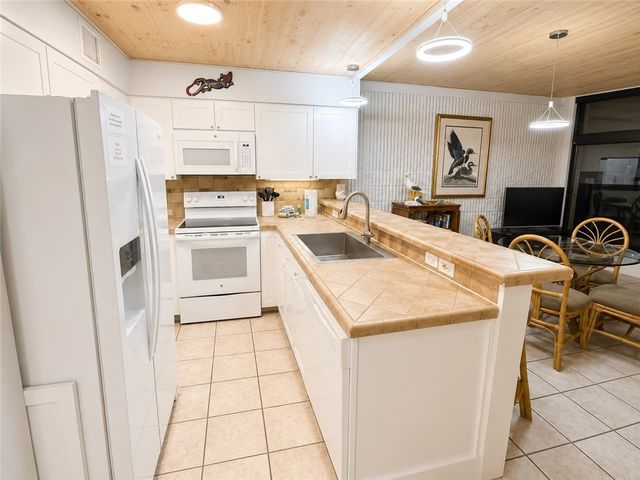 7477 State Highway 361 204, Port Aransas, TX 78373