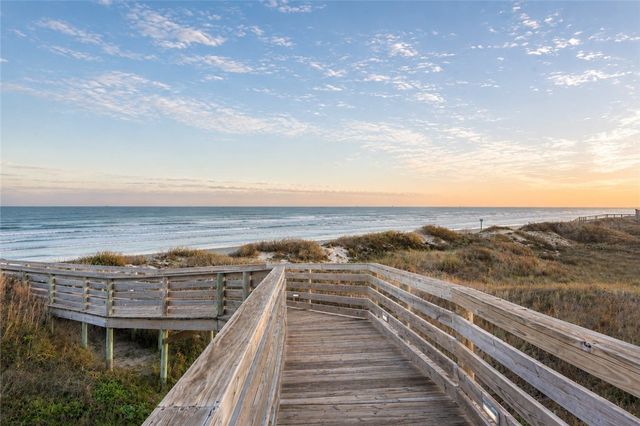 7477 State Highway 361 204, Port Aransas, TX 78373