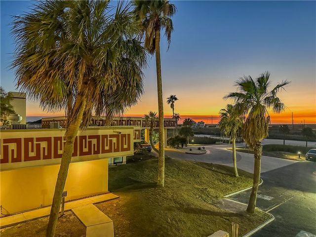 7477 State Highway 361 204, Port Aransas, TX 78373