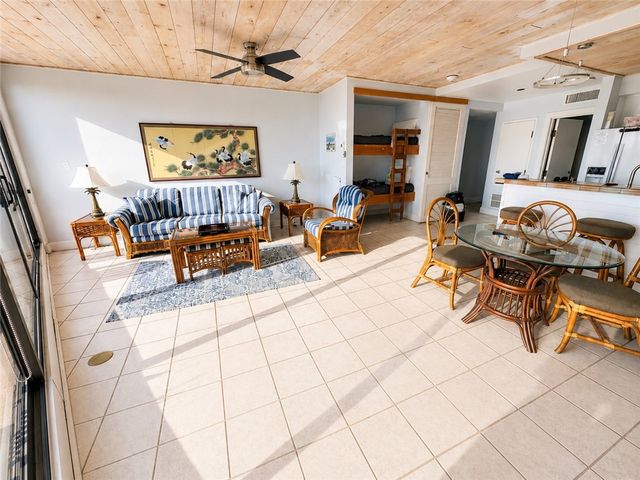 7477 State Highway 361 204, Port Aransas, TX 78373