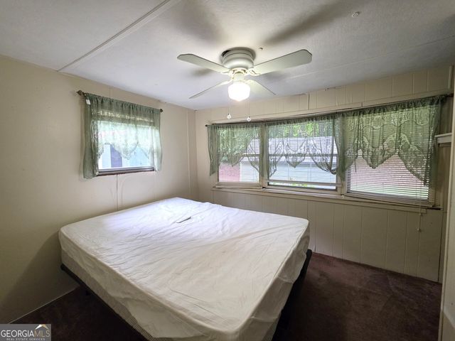 21 Dundee Lake Circle, Griffin, GA 30223