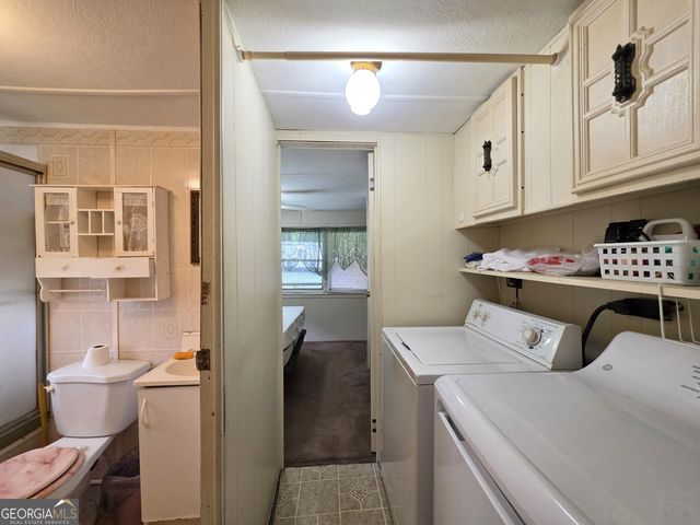 21 Dundee Lake Circle, Griffin, GA 30223