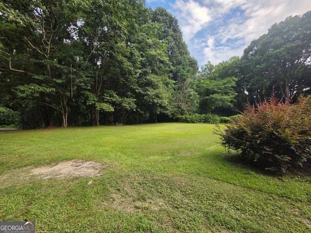 21 Dundee Lake Circle, Griffin, GA 30223