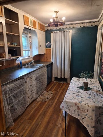 143 S Point Drive, Avon Lake, OH 44012