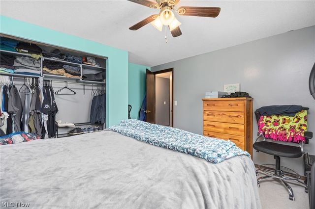 6641 Hillfield Street NW, North Canton, OH 44720