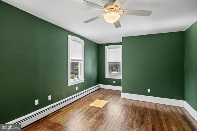 810 WASHINGTON AVE, Palmyra, NJ 08065