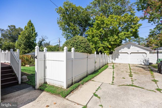 810 WASHINGTON AVE, Palmyra, NJ 08065