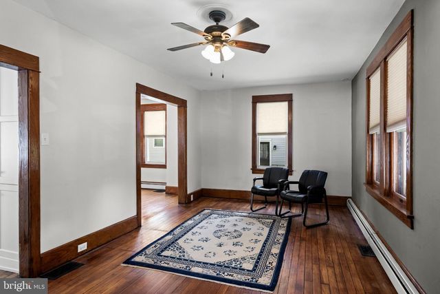 810 WASHINGTON AVE, Palmyra, NJ 08065