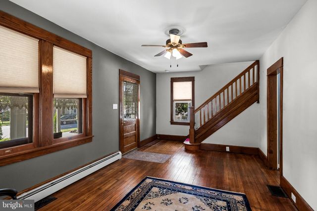810 WASHINGTON AVE, Palmyra, NJ 08065