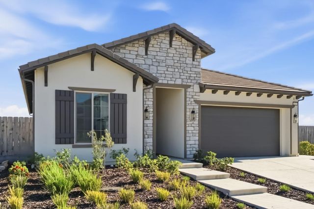 19707 Goldfield Lane, Friant, CA 93626