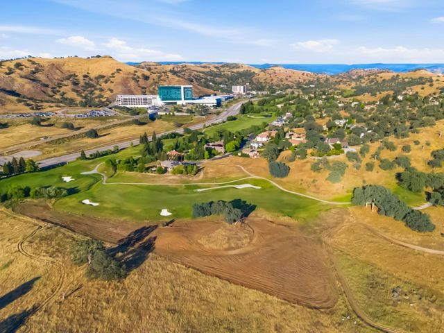 19707 Goldfield Lane, Friant, CA 93626