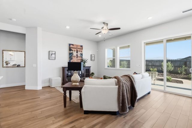19707 Goldfield Lane, Friant, CA 93626