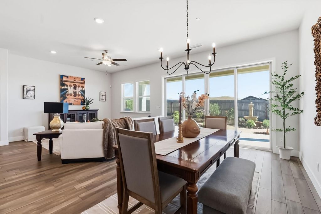 Image 13 of property listing at 19707 Goldfield Lane, Friant, CA 93626