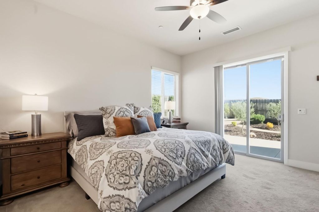 Image 16 of property listing at 19707 Goldfield Lane, Friant, CA 93626