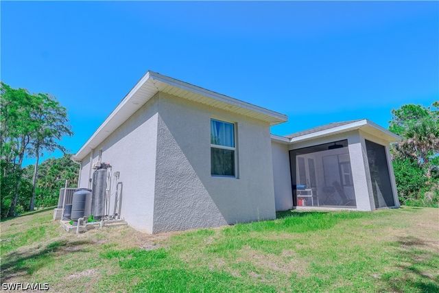 3660 39th AVE NE, Naples, FL 34120