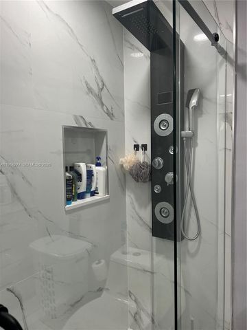 9440 Fontainebleau Blvd 503, Miami, FL 33172