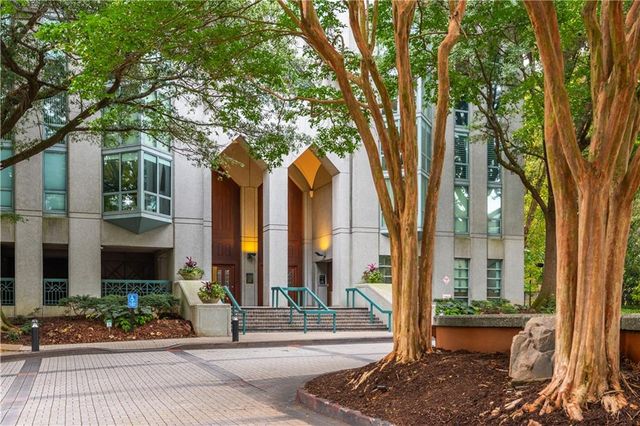 2870 Pharr Court South NW 2007, Atlanta, GA 30305