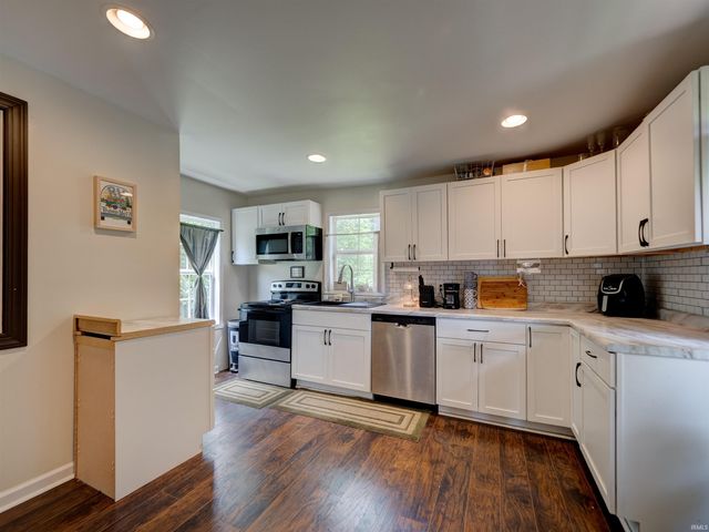 1022 Cherry Street, Evansville, IN 47713