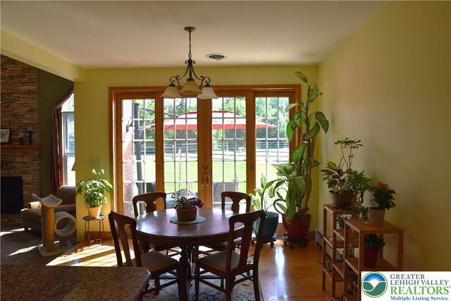 1084 Old School Rd, Haycock Twp, PA 18951