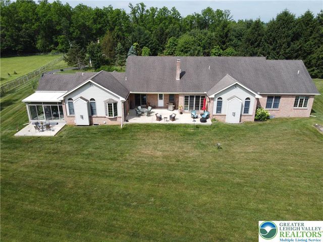 1084 Old School Rd, Haycock Twp, PA 18951