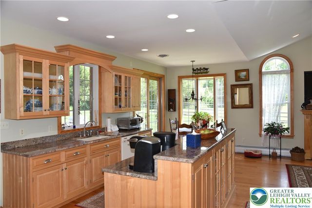 1084 Old School Rd, Haycock Twp, PA 18951