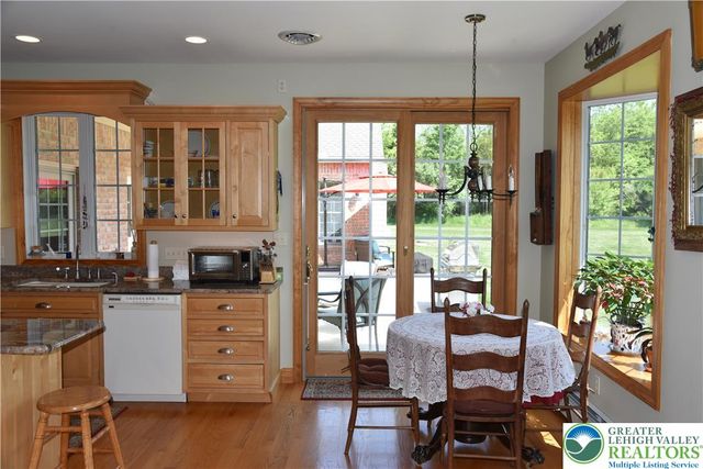 1084 Old School Rd, Haycock Twp, PA 18951