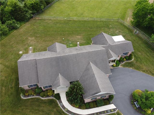 1084 Old School Rd, Haycock Twp, PA 18951
