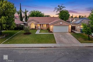 5914 Summer Country, Bakersfield, CA 93313