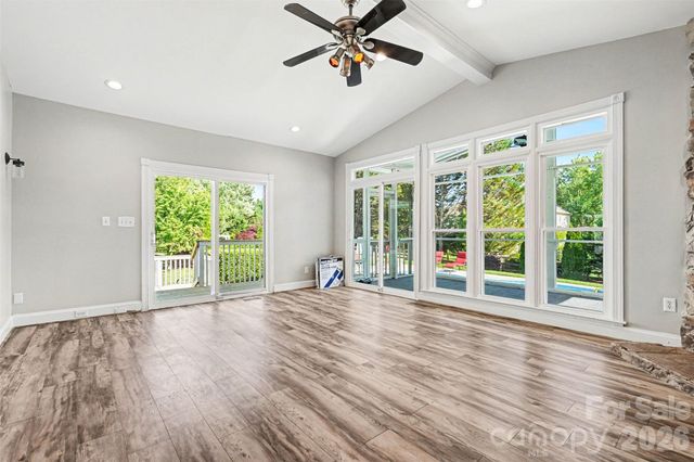 7068 Kidwelly Lane, Matthews, NC 28104