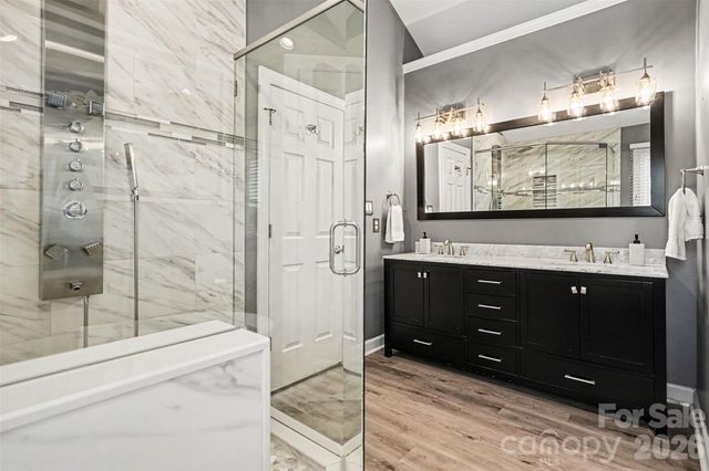 7068 Kidwelly Lane, Matthews, NC 28104