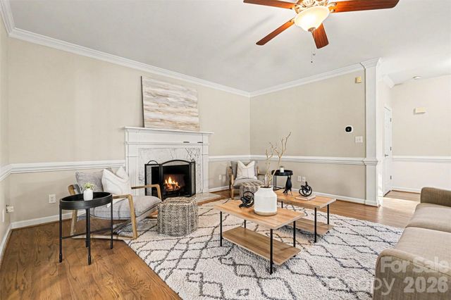7068 Kidwelly Lane, Matthews, NC 28104