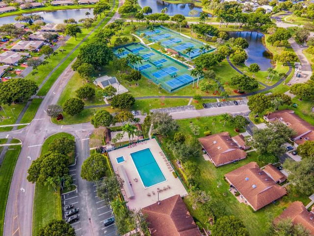 8182 Springtree Road, Boca Raton, FL 33496