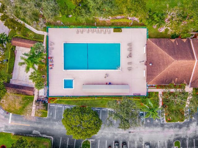 8182 Springtree Road, Boca Raton, FL 33496