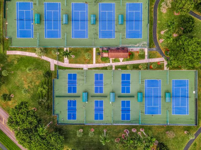 8182 Springtree Road, Boca Raton, FL 33496