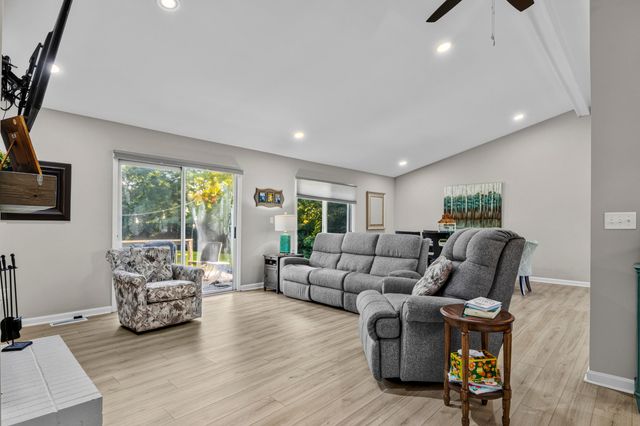 1008 Blackoak Drive, Frankfort, KY 40601