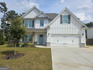 16 St Georges Place, Sharpsburg, GA 30277